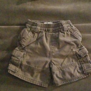 Boys size 24 month cargo shorts